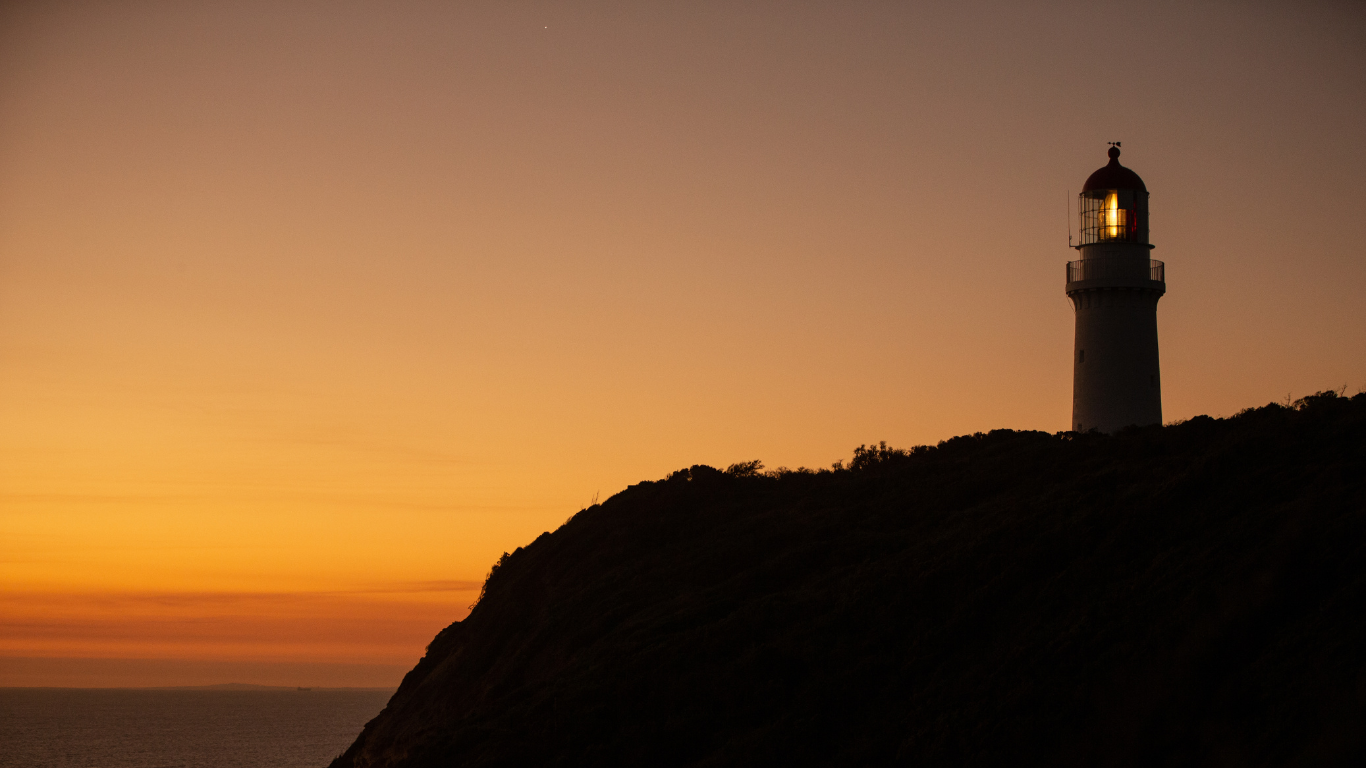 A Lighthouse to Bring Hope to David